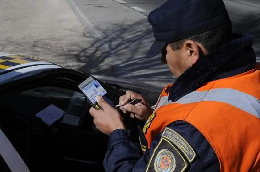 Consultar multas de tránsito de la Policía Caminera de Córdoba